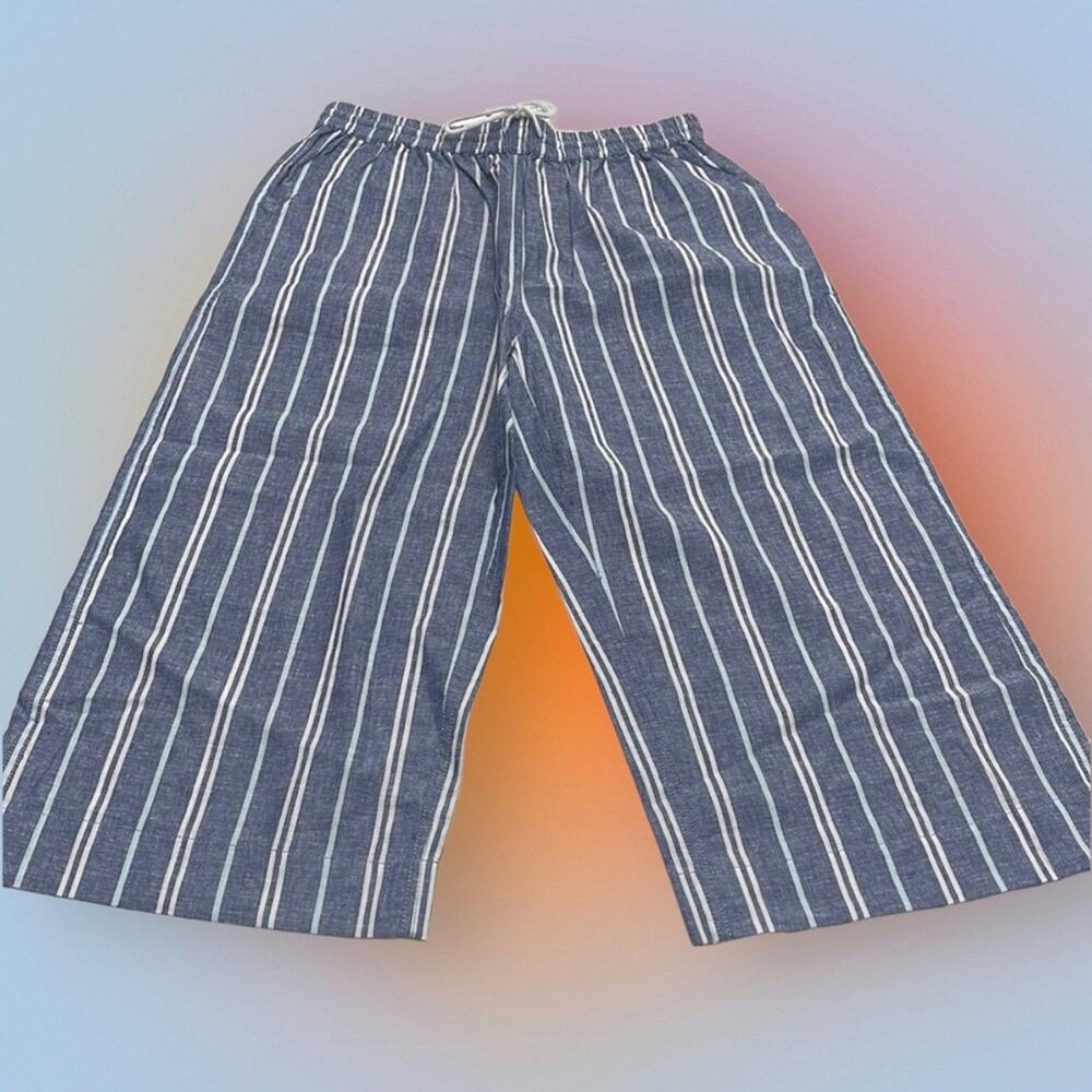 BEACH LUNCH LOUNGE Women’s Medium Blue White Stripe Linen Blend Capri